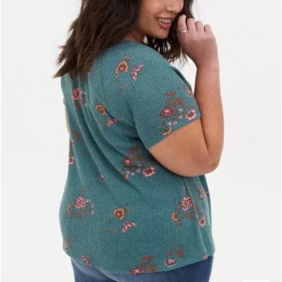 Torrid Classic Fit Waffle Crew Neck Raglan Tee 1X NWT 14488594 - Picture 2 of 12